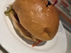 -香港新发烧腊茶餐厅(水围店)