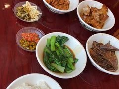 -张卤堂·砂锅卤肘子(南头店)
