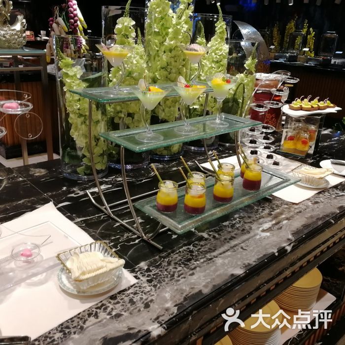 安徽饭店白鹭阁自助餐厅