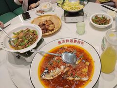 -湘当有饭剁椒鱼头(世茂广场店)
