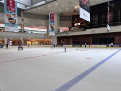 -冰纷万象滑冰场(深圳万象城店)