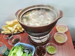 -威邵鸡煲(西华路总店)