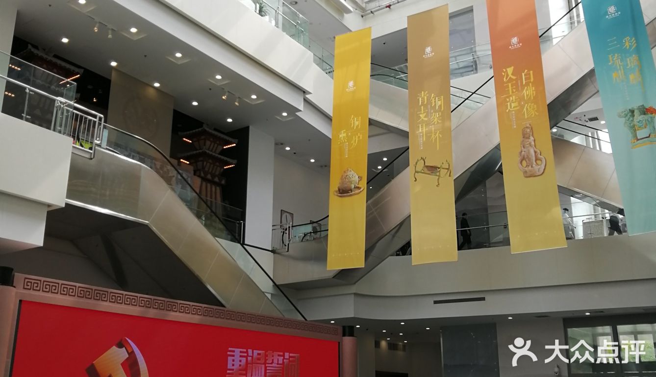 顺义博物馆，玻璃悬空地台设计很巧妙