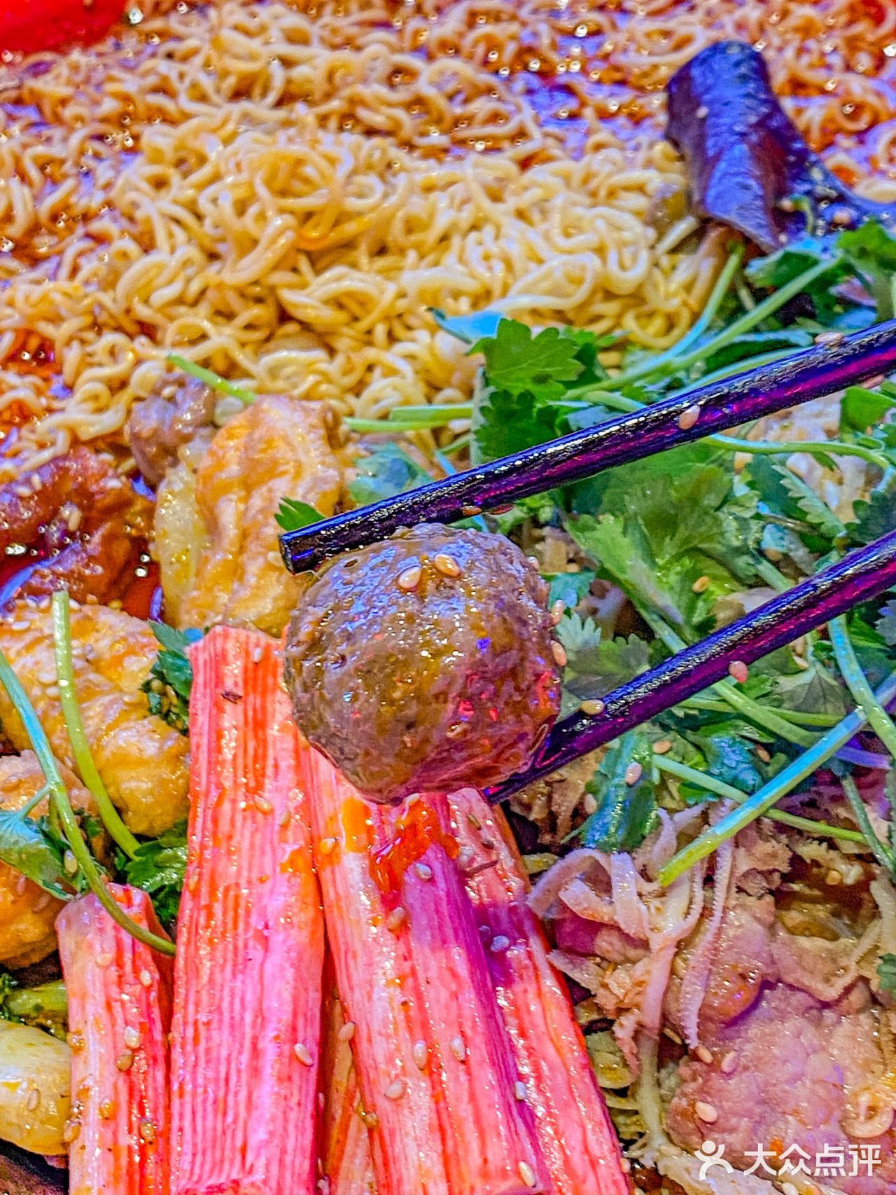 要说南京哪家麻辣烫好吃⁉️当数李炮麻辣烫👍🏻