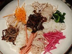 鸡枞凉米线拼盘-福照楼汽锅鸡·云南菜(火车站锦江店)