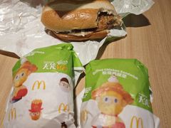 -麦当劳(燕顺路店)