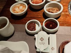 -萨拉伯尔(燕莎友谊商城店)