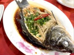 -先鲜鲫鱼粥