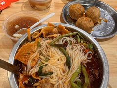 -柳州肥姨妈大骨螺蛳粉(万达中心店)