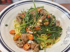香菜牛肉炒面-碗底挑•湖南小炒粉面饭(大望路店)