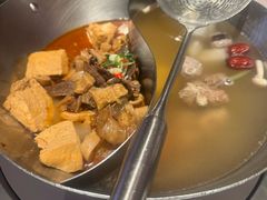 -左庭右院鲜牛肉火锅(环球港店)