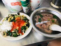 -群众牛肉小点(蚵仔煎)
