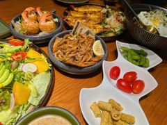-俊屋料理·烧鸟·寿司·日泰融合菜(星际云汇店)