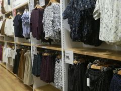 -优衣库(东莞汇一城店)