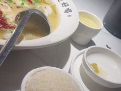 -江渔儿酸菜鱼(万科东荟城店)