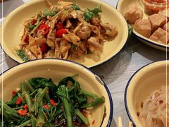 -东排食堂长沙小吃大排档(五一广场店)