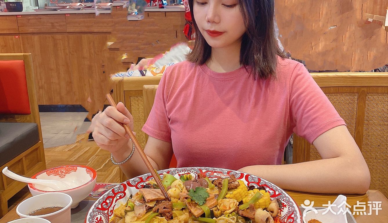 深圳美食｜超正宗的成都冒菜🥘