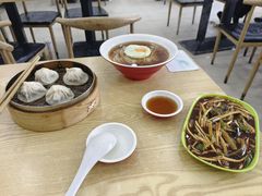 -珊珊小笼馆(仙霞路店)
