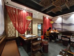 -山城鼎重庆老火锅(西安钟楼店)
