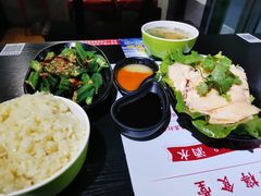 -绿柠食堂(北外滩店)