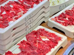 -来龍儿鲜切牛肉自助老火锅