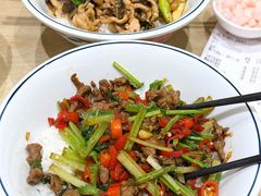 -李与白包子铺(桐梓林店)