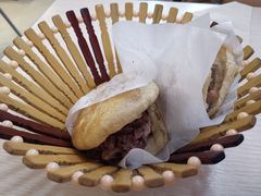 -闫家驴肉老店(华电一校店)