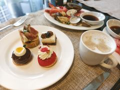 -圣丰索菲特·2 On 988 Café 自助餐厅