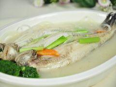 浓汤三件鱼-水月周庄铂尔曼酒店-水月荟中餐厅