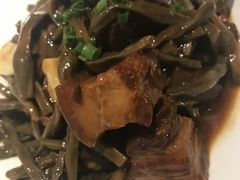 干豆角红烧肉-漓江又一軒·广西菜·桂林米粉(梅林店)