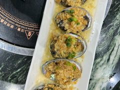 -小海豚•老字号海鲜餐厅(天涯店)