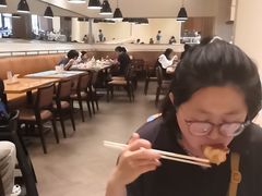 -亚龙湾希尔顿自助餐厅·海鲜·烧烤·沙滩BBQ·现场乐队