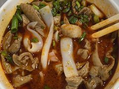 -中山牛肉肥肠粉面馆(军工社区店)