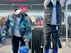 -王府井奥莱临潼小镇(临潼店)