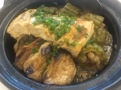 -围龙屋客家食府(福田店)