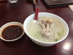 -雷祖芳老妈蹄花店