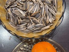 -川流不息·地道川菜·小龙虾(松东路店)