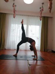 -Yvon yoga 瑜伽·精准体态管理中心