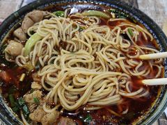 -胥佳烧鸡公牛肉面馆