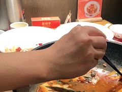 -爱碗亭·鲜炒湖南菜(壹城中心店)