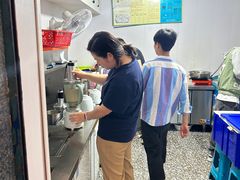 -夏食光安顺小舒冰粉冰浆(甲秀楼店)