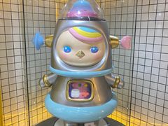 -泡泡玛特POPMART(上海环球港店)