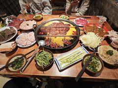 -周小明火锅(黑金冠社区店)