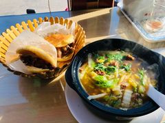 驴杂汤-闫家驴肉老店(华电一校店)
