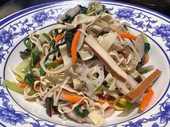 -古都历食南京菜·烤鸭·鸭血粉丝·汤包(南京博物院店)