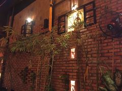 -Lanterns Vietnamese Restaurant