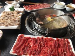 -牛品荟牛肉火锅(新城广场店)