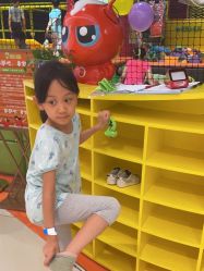 -蹦蹦跳跳(新奥购物中心店)