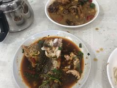 -天乐农家鱼头王(天目湖店)