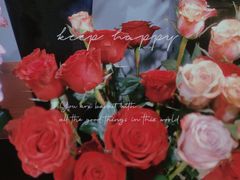 -何兮花店·气球派对鲜花店(马桥银春路万科城店)